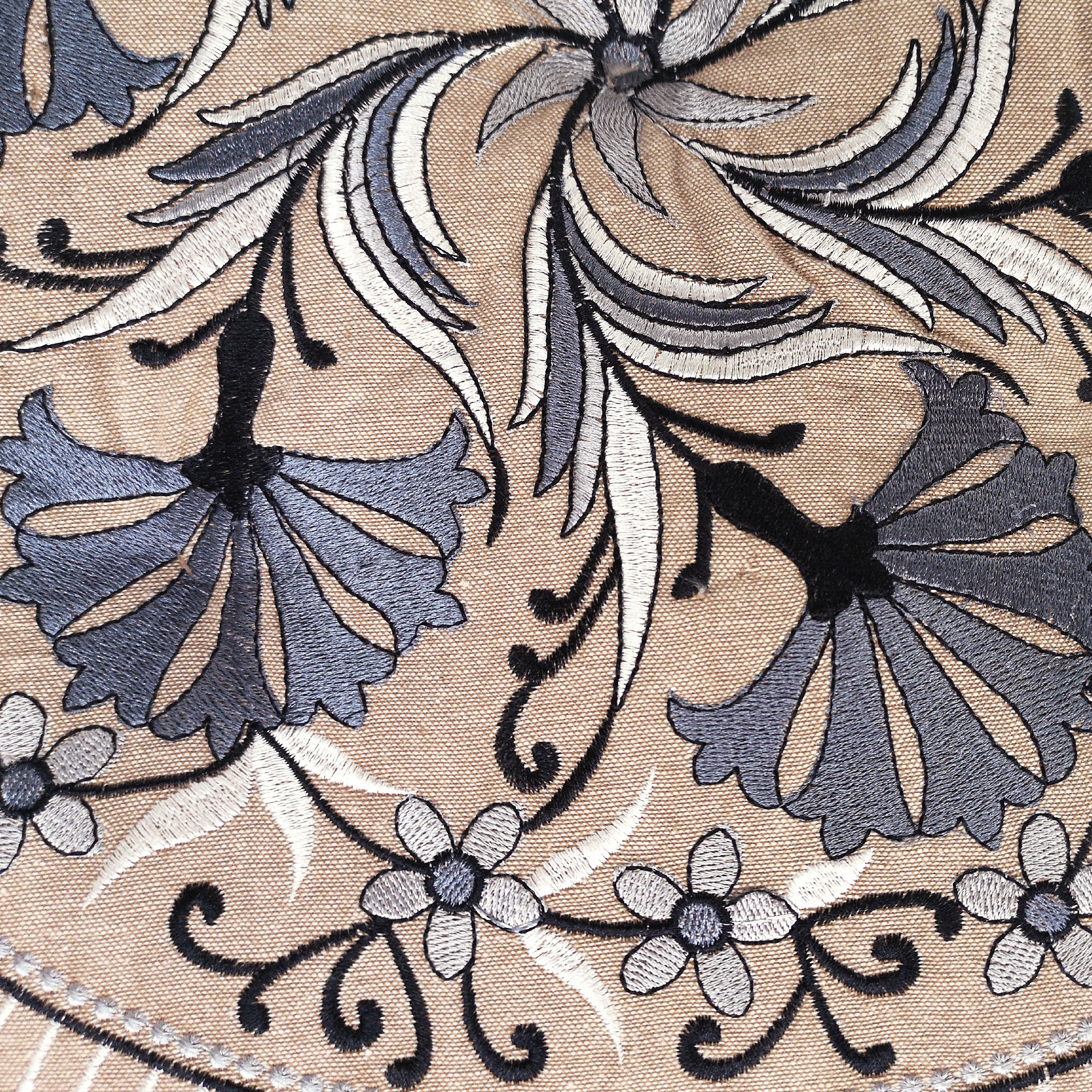 Sitzkissen 'Laya', beige, blau, Ø 55 cm, H 10 cm von fischer's lagerhaus