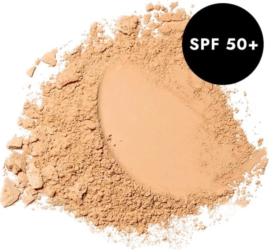 UND GRETEL  WOLKEN Compact Powder SPF 50, Medium 02 (9 g)