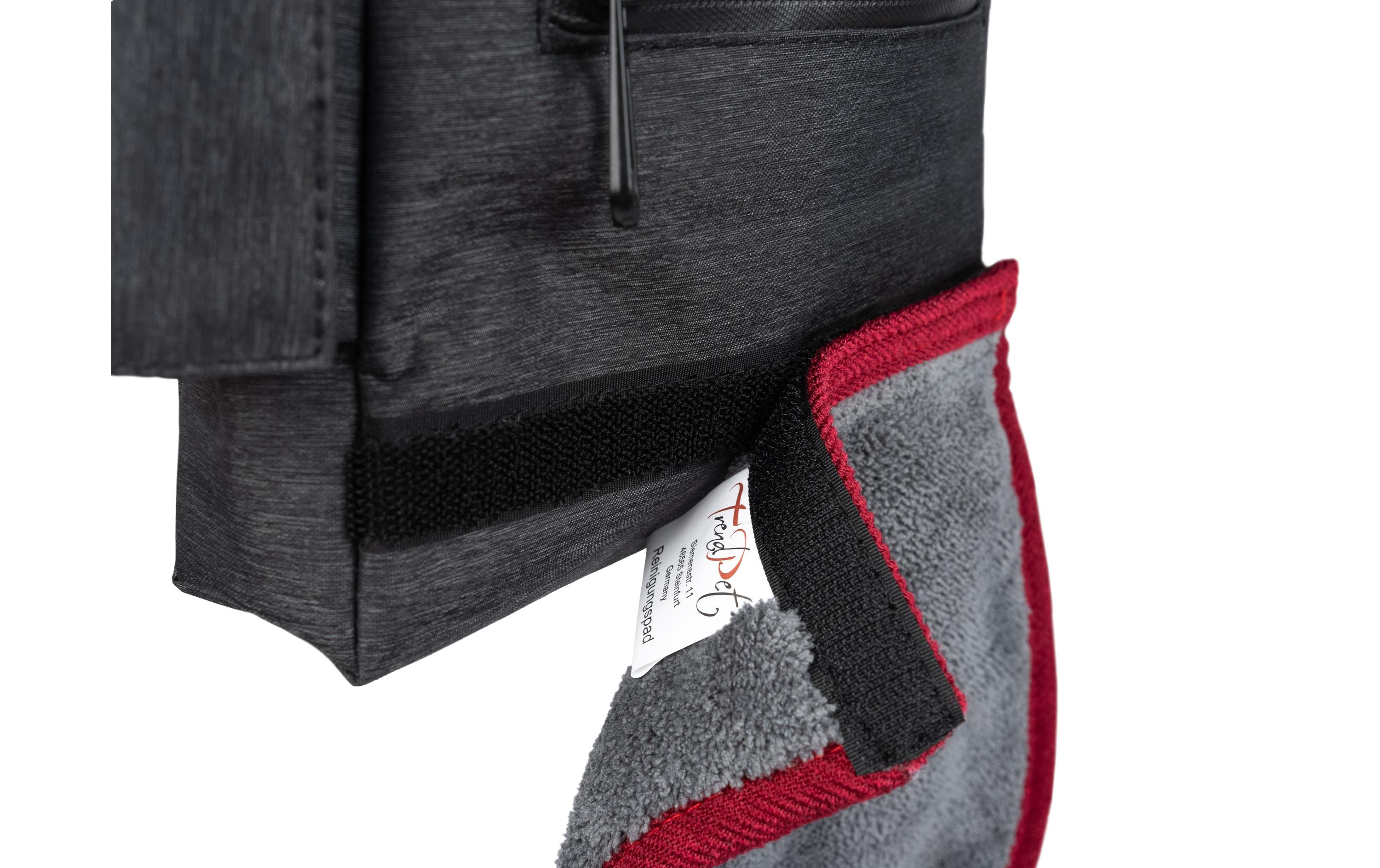 Snack-Tasche TwinTreat Plus, GrauLeckerlitasche mit zwei unterschiedlich grossen Innenfächern und einem Fingerhandtuch