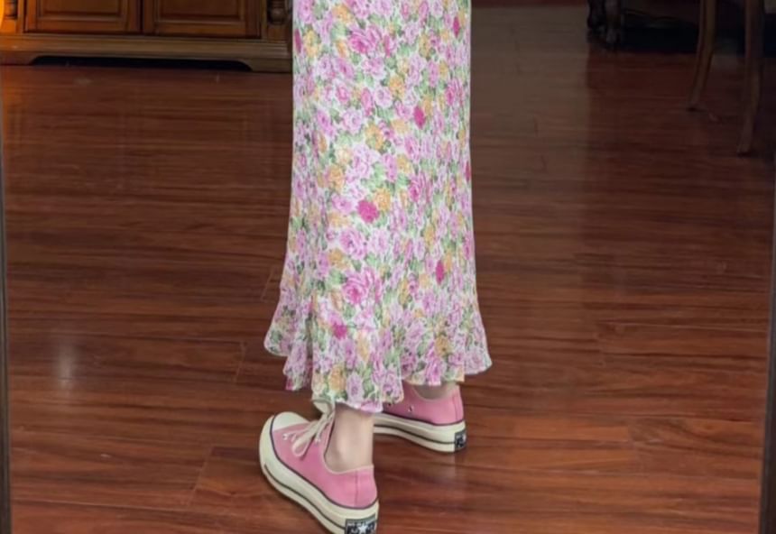 Trendycas - Spaghettibandjes bloemenprint maxi zeemeerminjurk / cropped vest