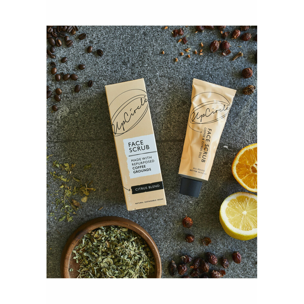 UpCircle Natuurlijke Gezichtsscrub Citrus Blend Voor Droge Huid100 ml