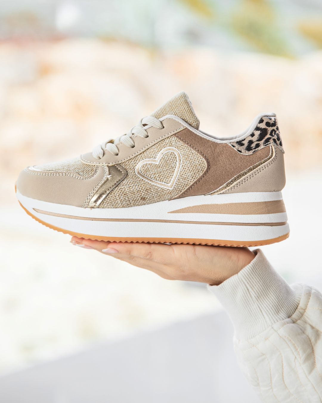 Basket femme beige à lacets - Junon