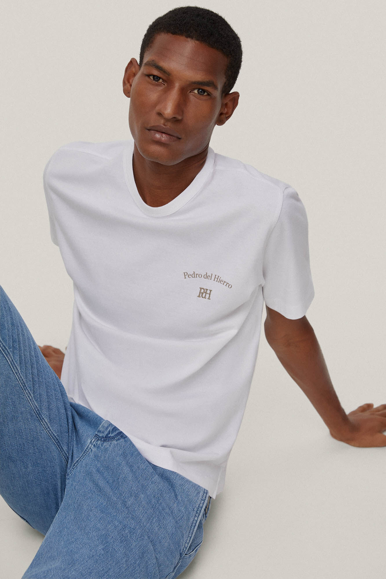 Camiseta com logo - Branca