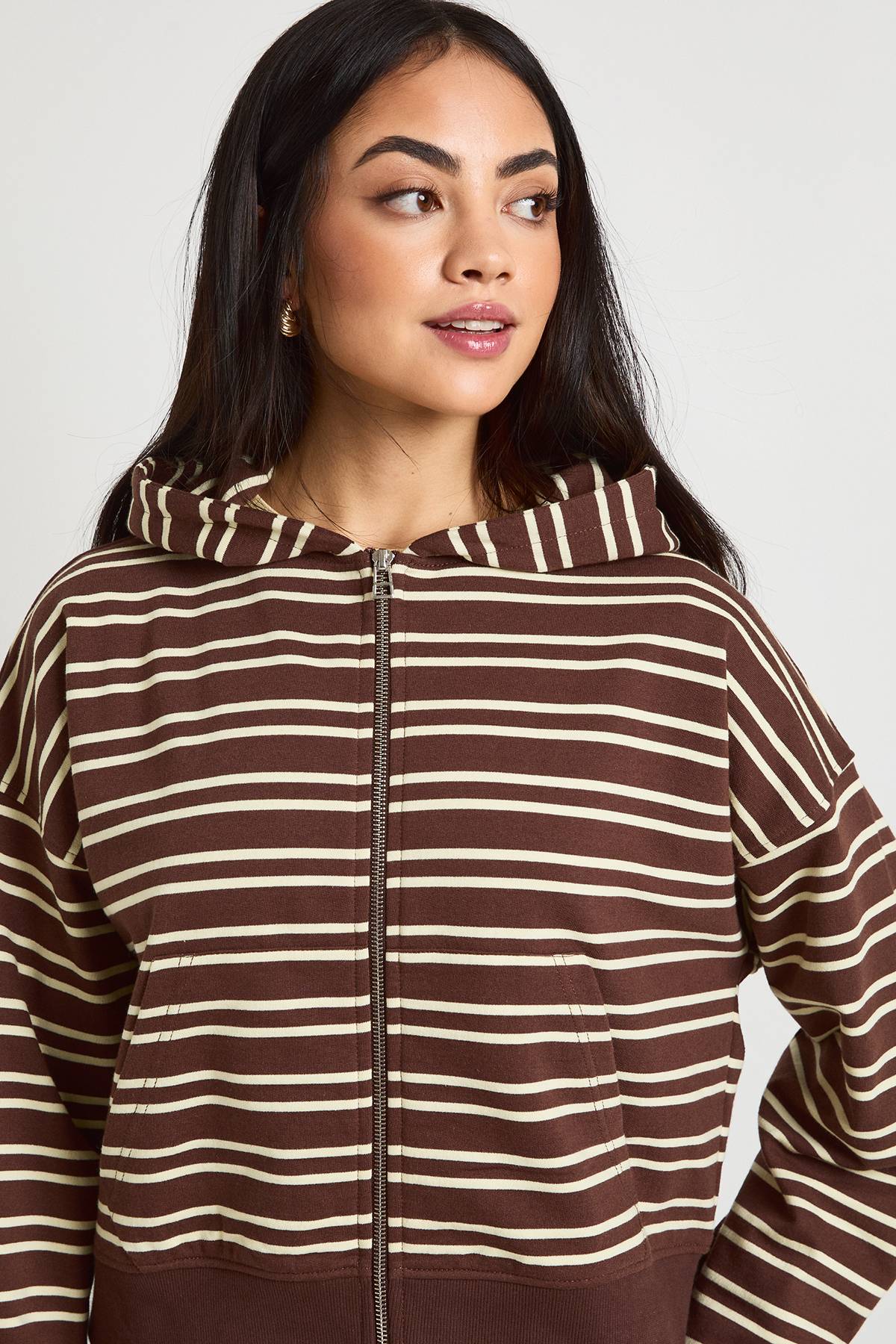 boohoo Sweat À Casynthétiqueche Boxy Zippé À Rayures