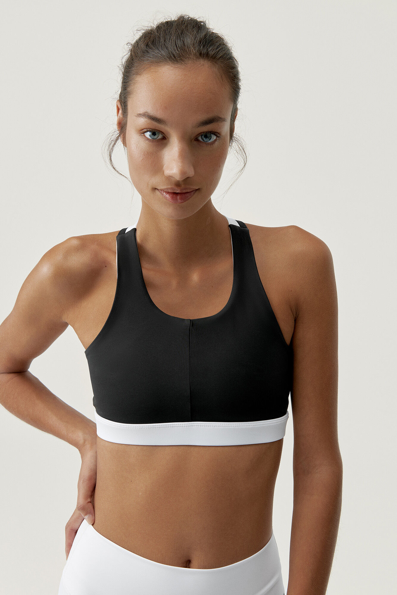 Top Hanae Black/White - negro
