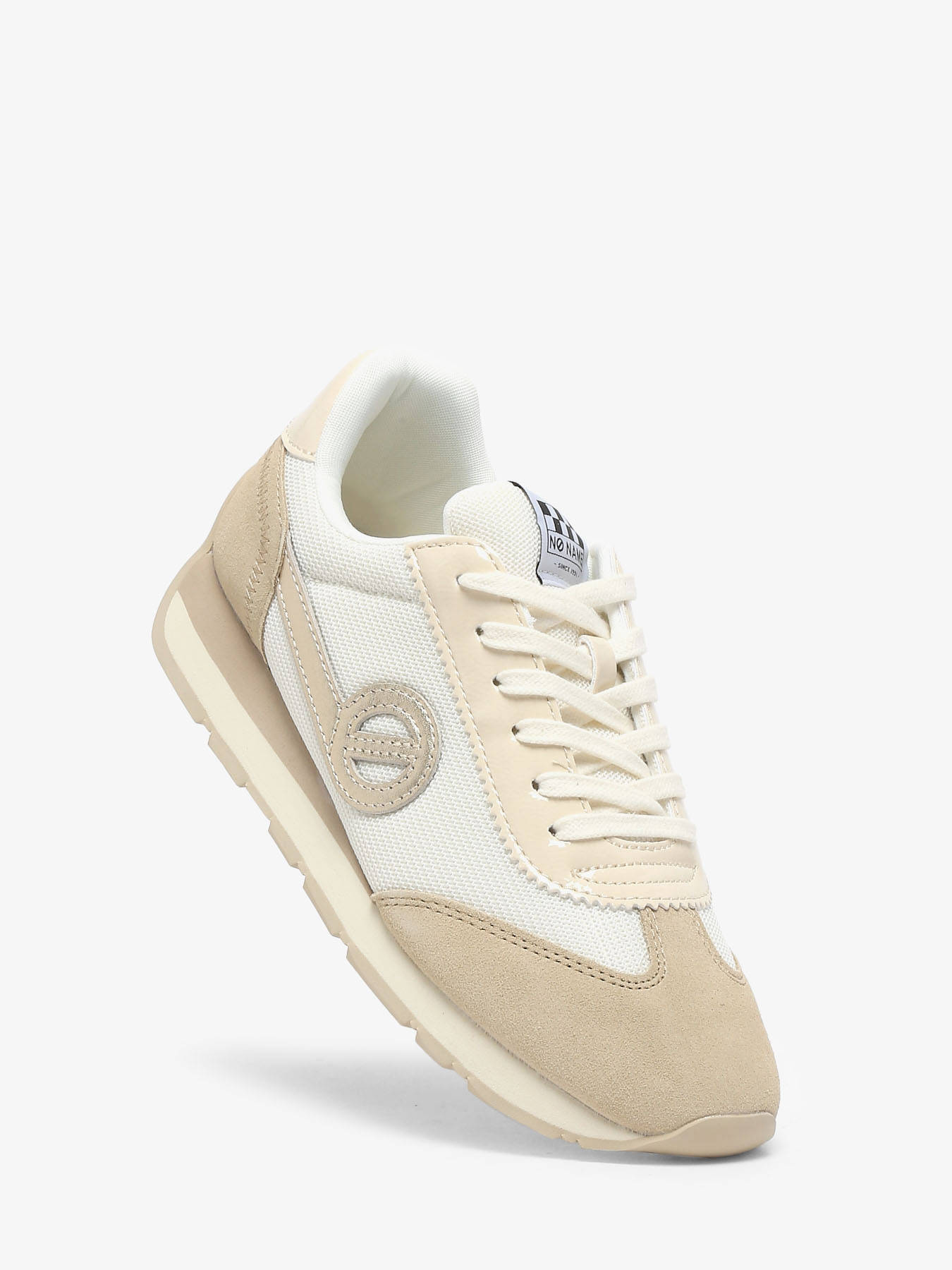 Sneakers NO NAME