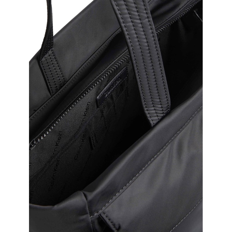 Calvin Klein<br>Shopper Tote Multi pocket 13