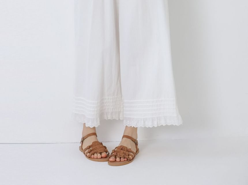 College Affair - Elastische taille, effen oogjes, kanten rand, geplooide cropped broek met wijde pijpen