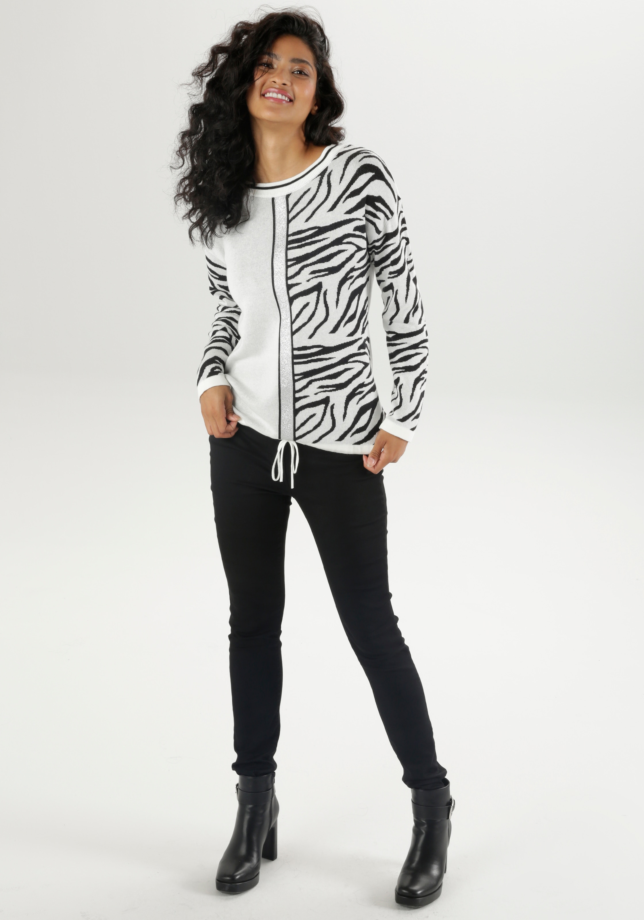 Aniston SELECTED Strickpullover , mit Tunnelzug am Saum und glänzendem Band