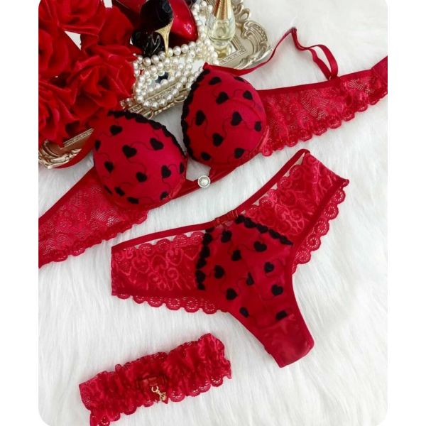 Donna Chic Conjunto Scarlet Coração Império Vedrmelho c/Coraçao Preto XL