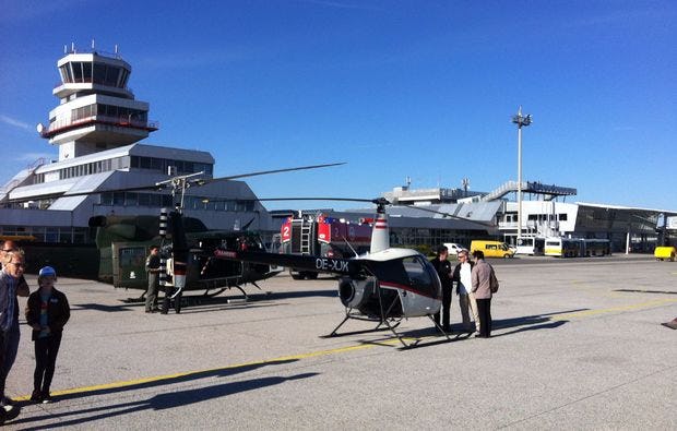 Hubschrauber selber fliegen in Hörsching als Geschenkidee