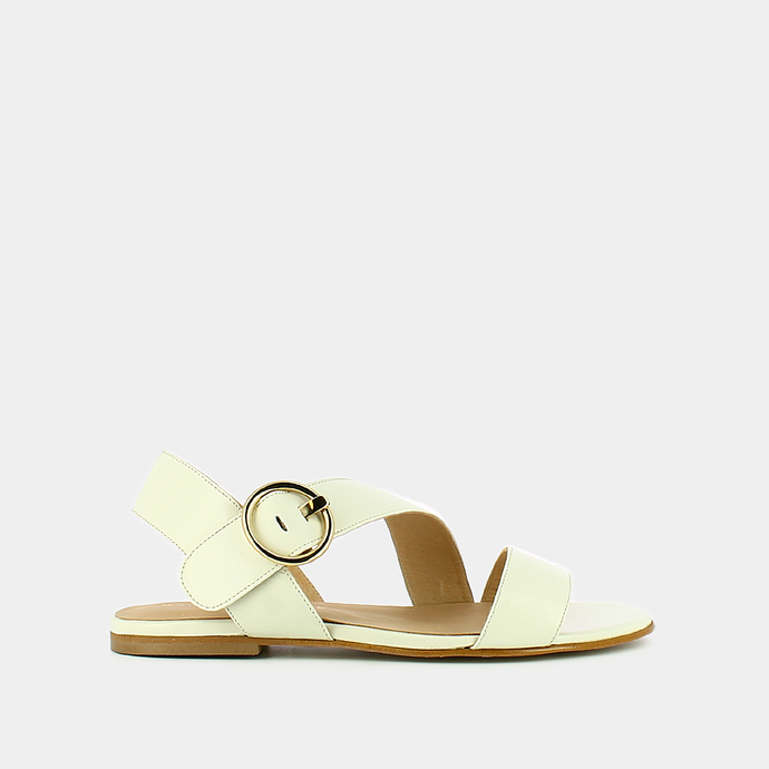 Sandales plates à brides  en cuir vieilli écru