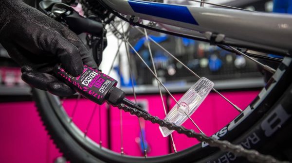 Muc-Off All Weather Kædeolie, 120ml