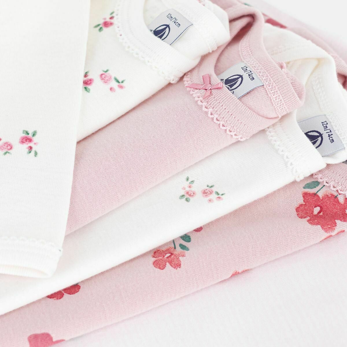 PETIT BATEAU<br>Conjunto de 5 bodies de manga comprida