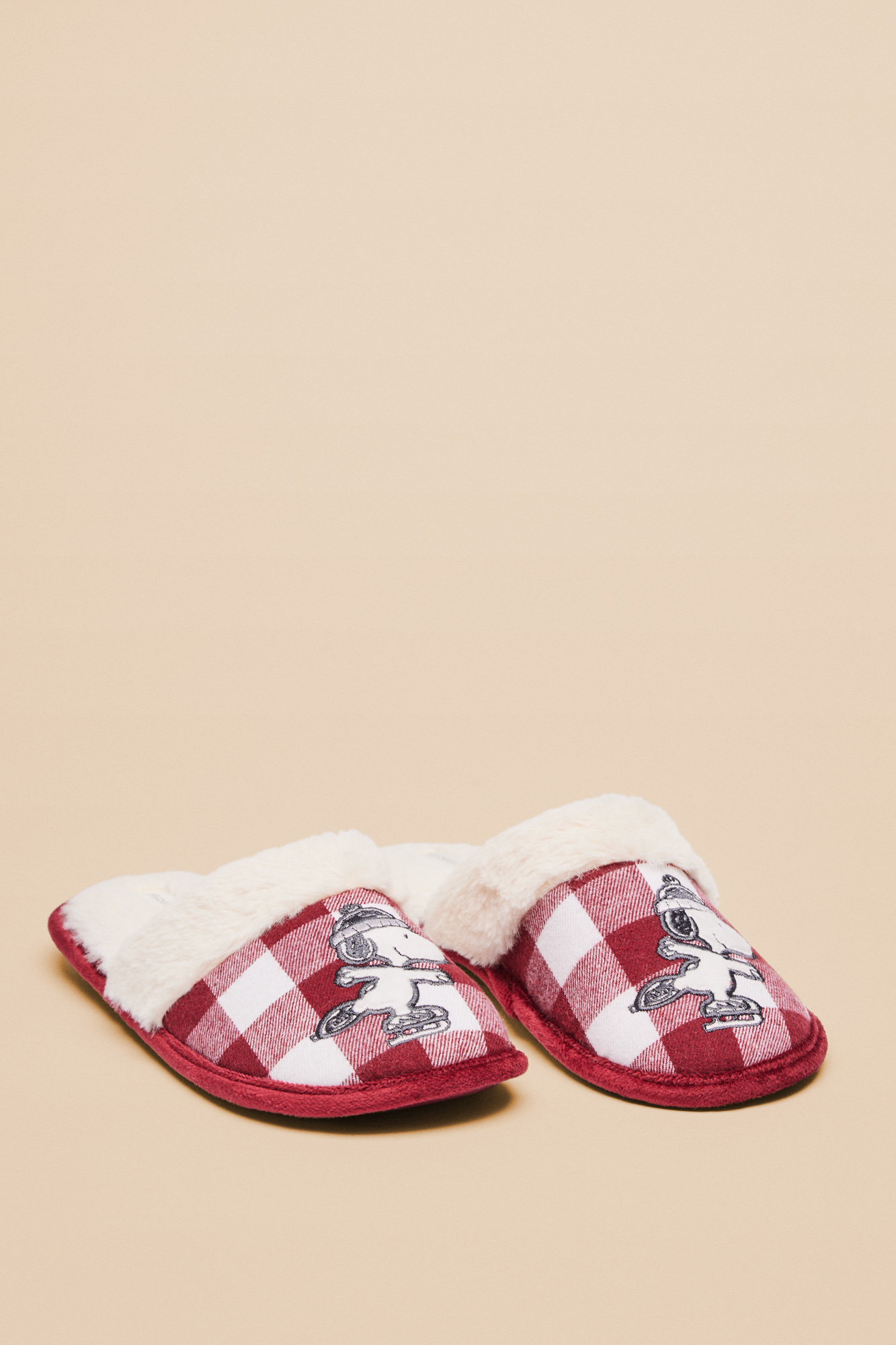 Tênis de cano alto xadrez vichy do Snoopy