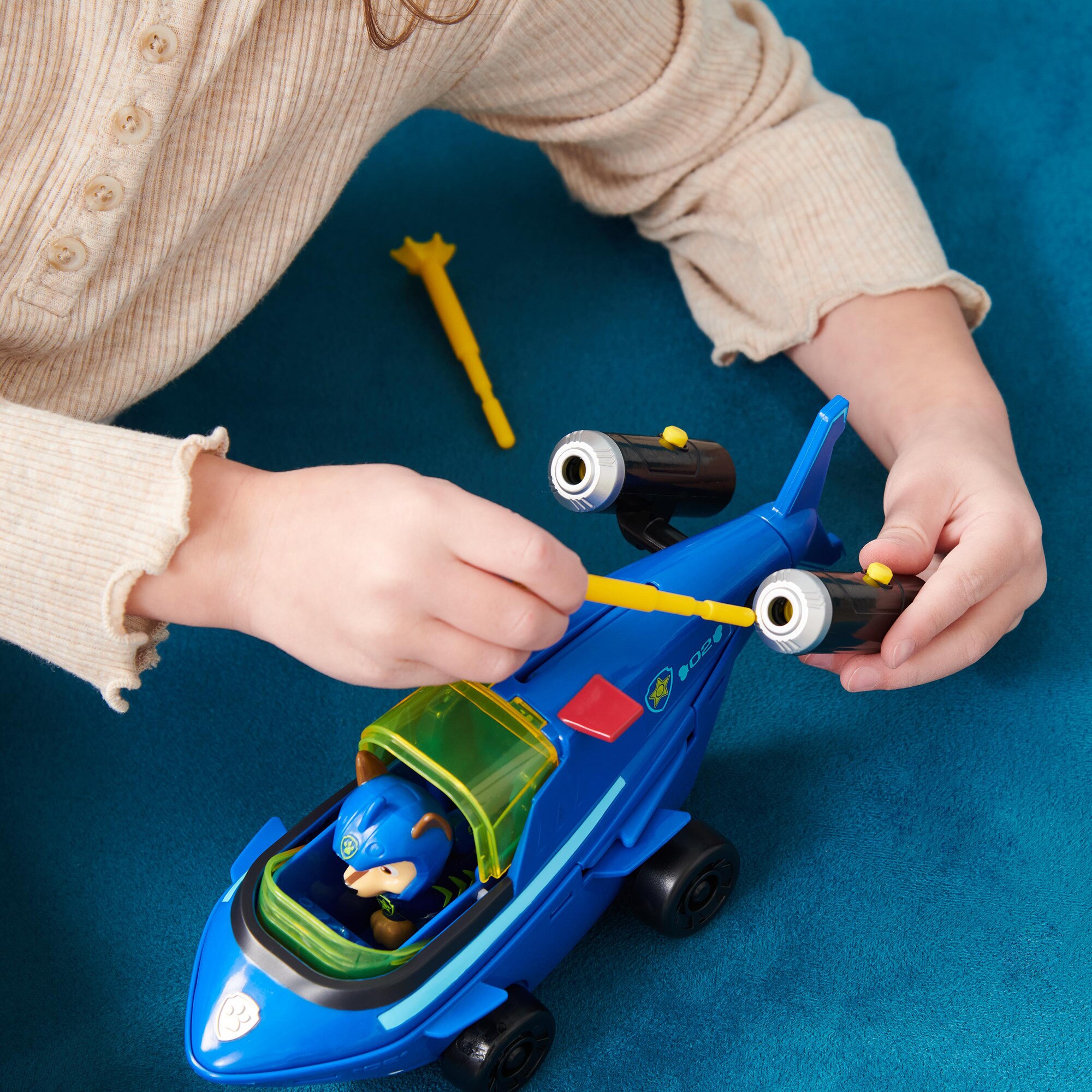 Spin Master Spielfahrzeug Paw Patrol Aqua Pups - Basis Fahrzeug im Hai-Design mit Chase-Welpenfigur