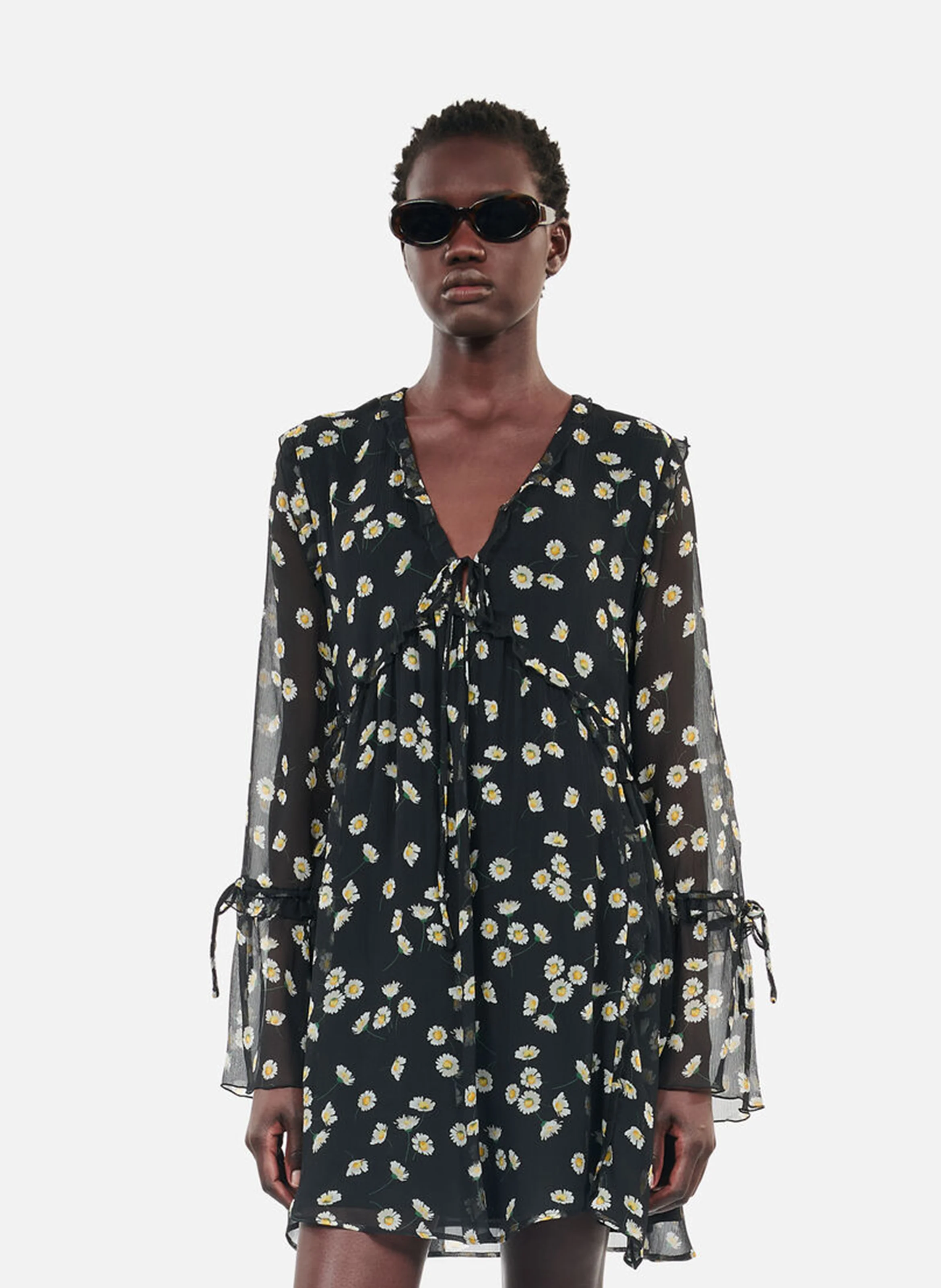 Robe courte droite col V imprimée en soie | Noir