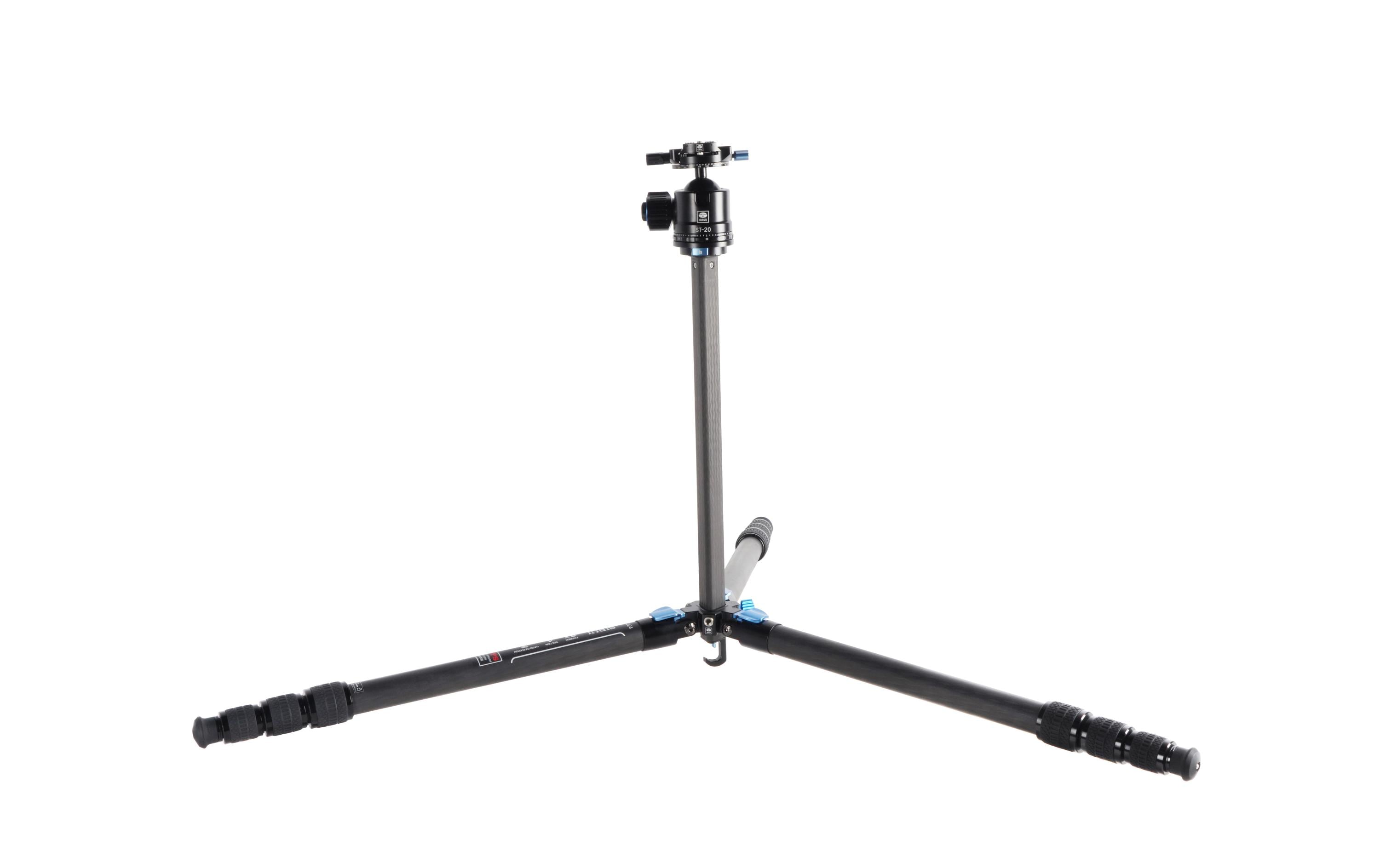 Stativ ST-224 Superb Travel mit Kugelkopf ST-20<br>Das ideale Reisestativ für Fotografen – Mit Kugelkopf, wasser- und staubgeschützt, leicht und kompakt