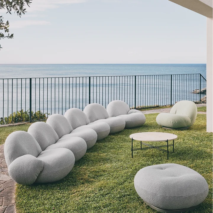 Gubi - Pacha Outdoor Sofa, 3-Sitzer, Libera Dedar (003, Standard)
