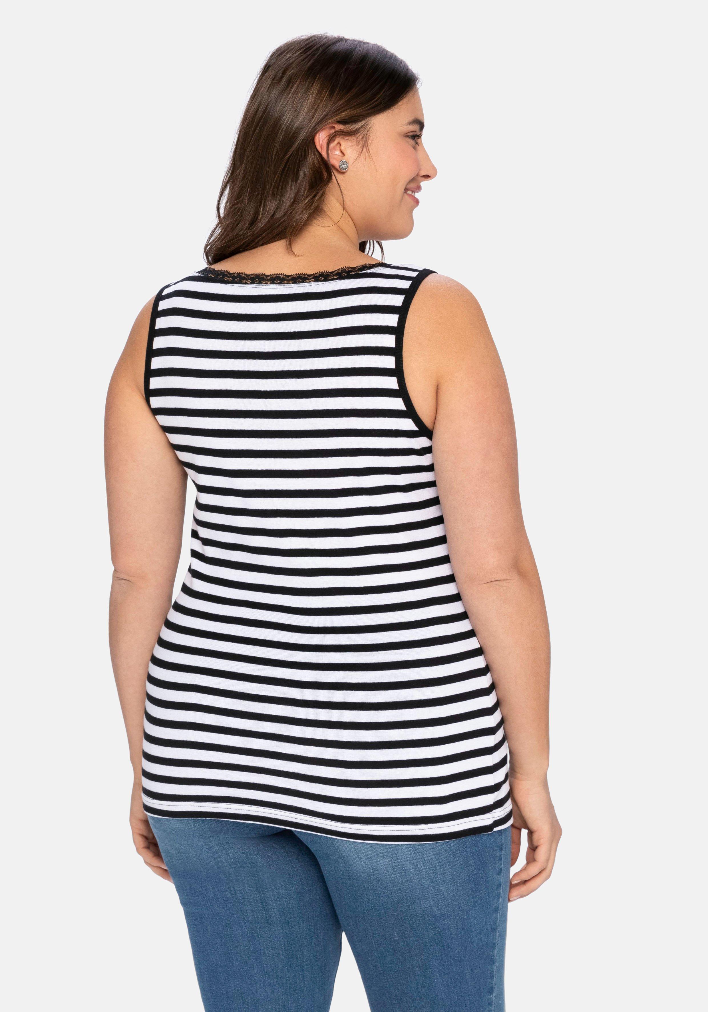 Tanktop mit Ringeln und Spitze am Ausschnitt