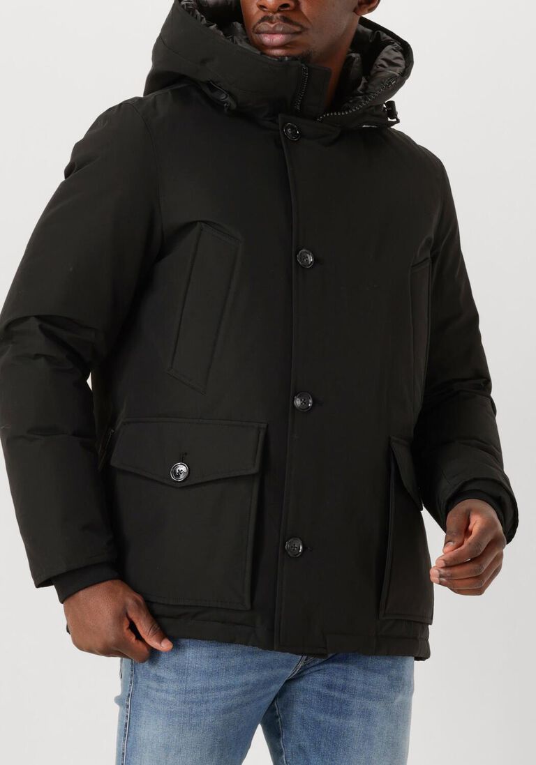 zwarte woolrich winterjassen arctic anorak