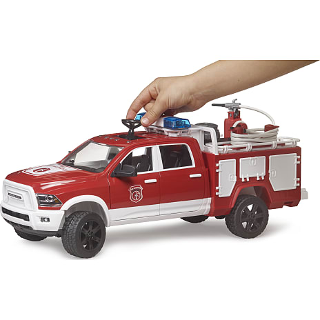 Bruder RAM 2500 brandbil