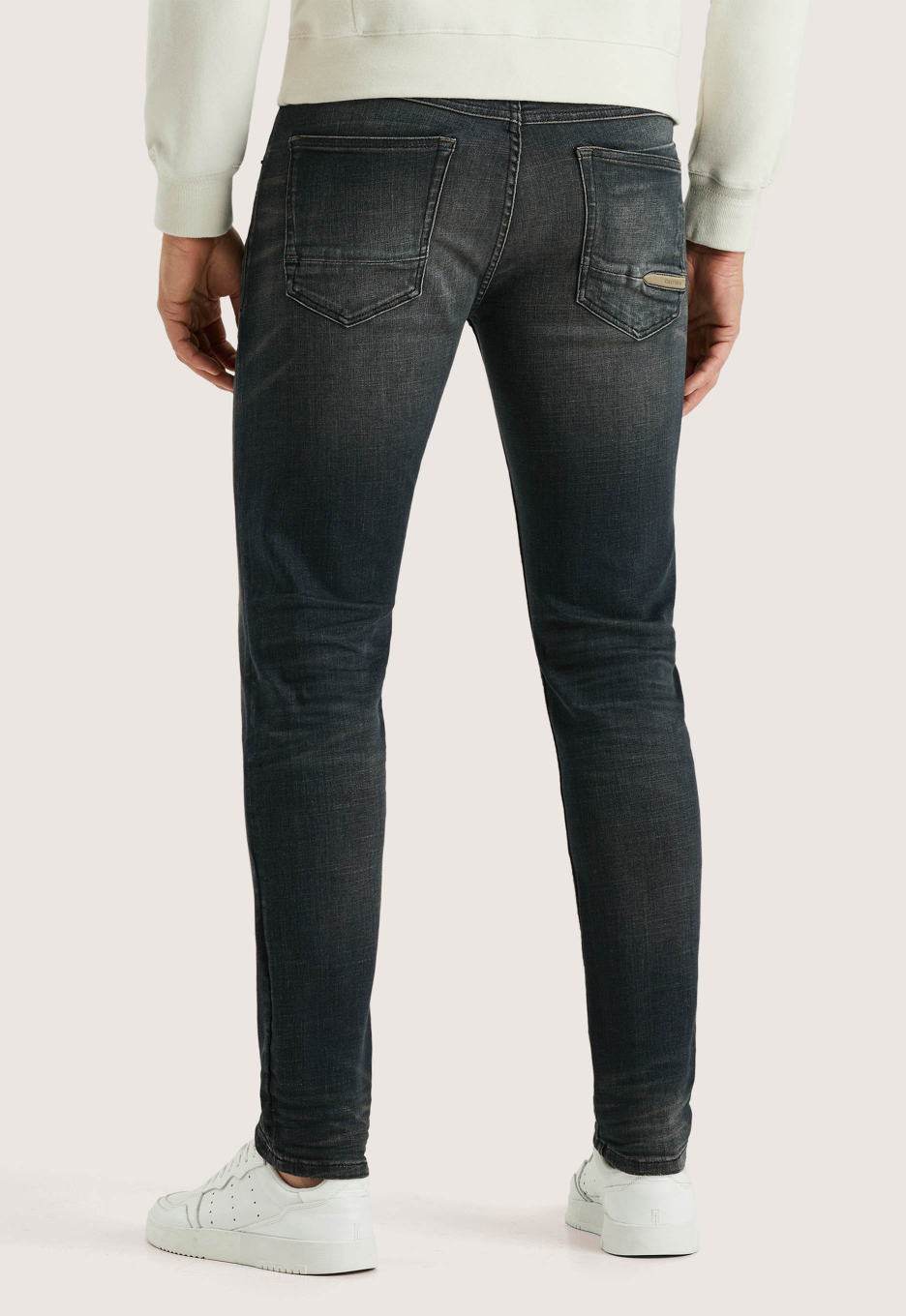 Cast Iron Shiftback Tapered Jeans