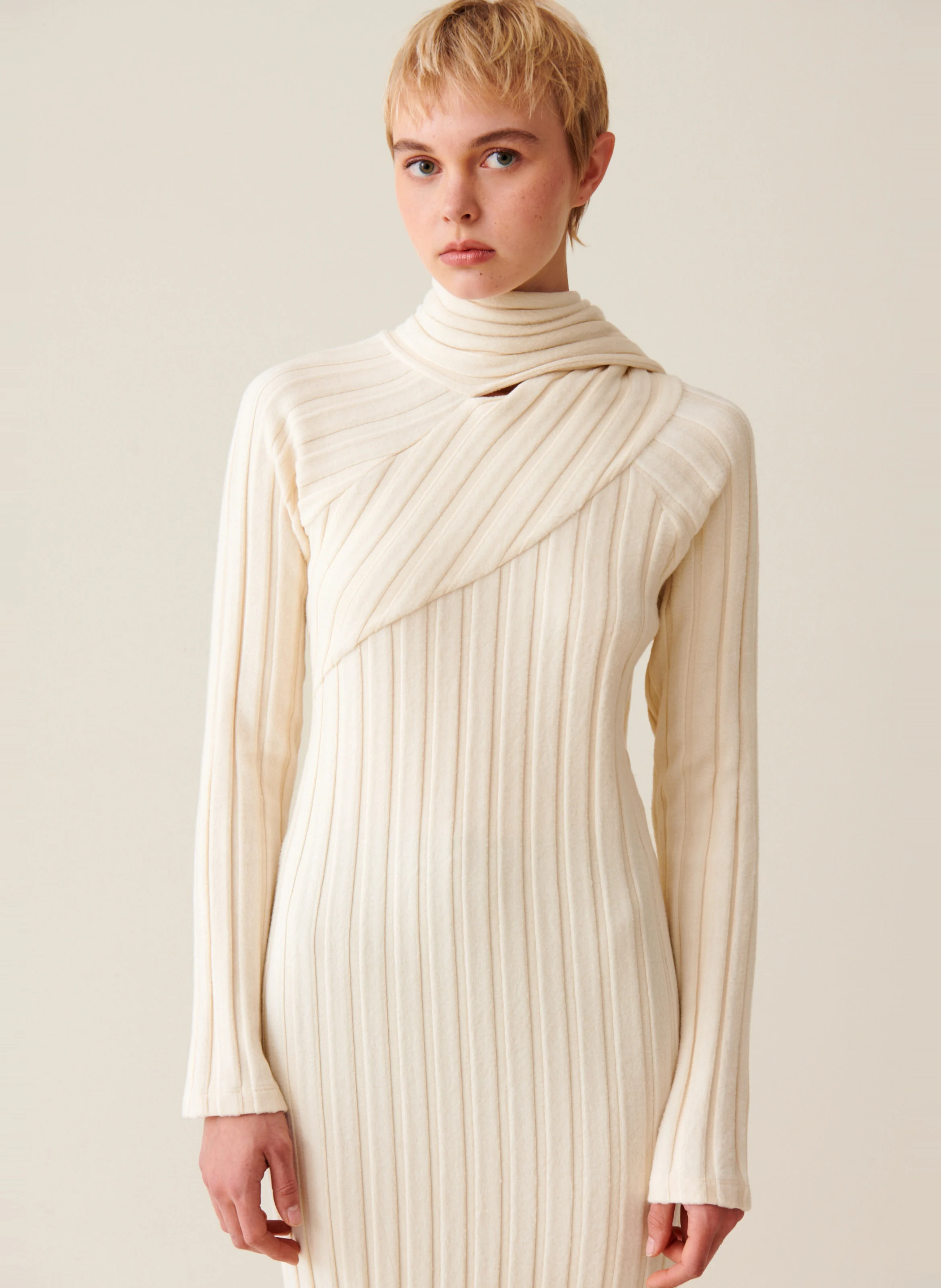 Robe longue maille à écharpe | Blanc