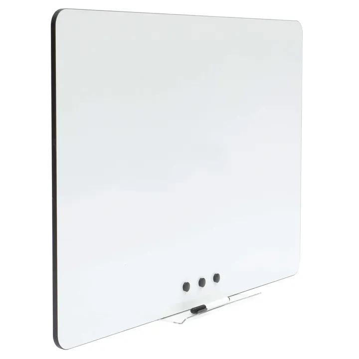 Whiteboard rammeløs 117x150 cm hvid - inkl. 30 cm pennebakke, 1 marker og 3 magneter