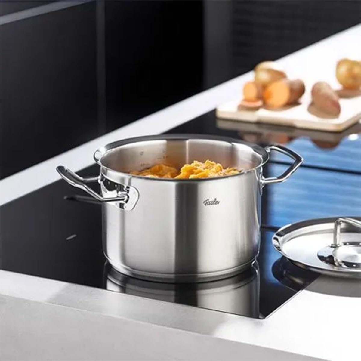 Fissler Original-Profi Collection/Edelstahl-Kochtopfset, 5-teilig, Töpfe mit Metall-Deckel (3 Kochtöpfe,1 Bratentopf 1 Stielkasserolle-deckellos) - Induktion