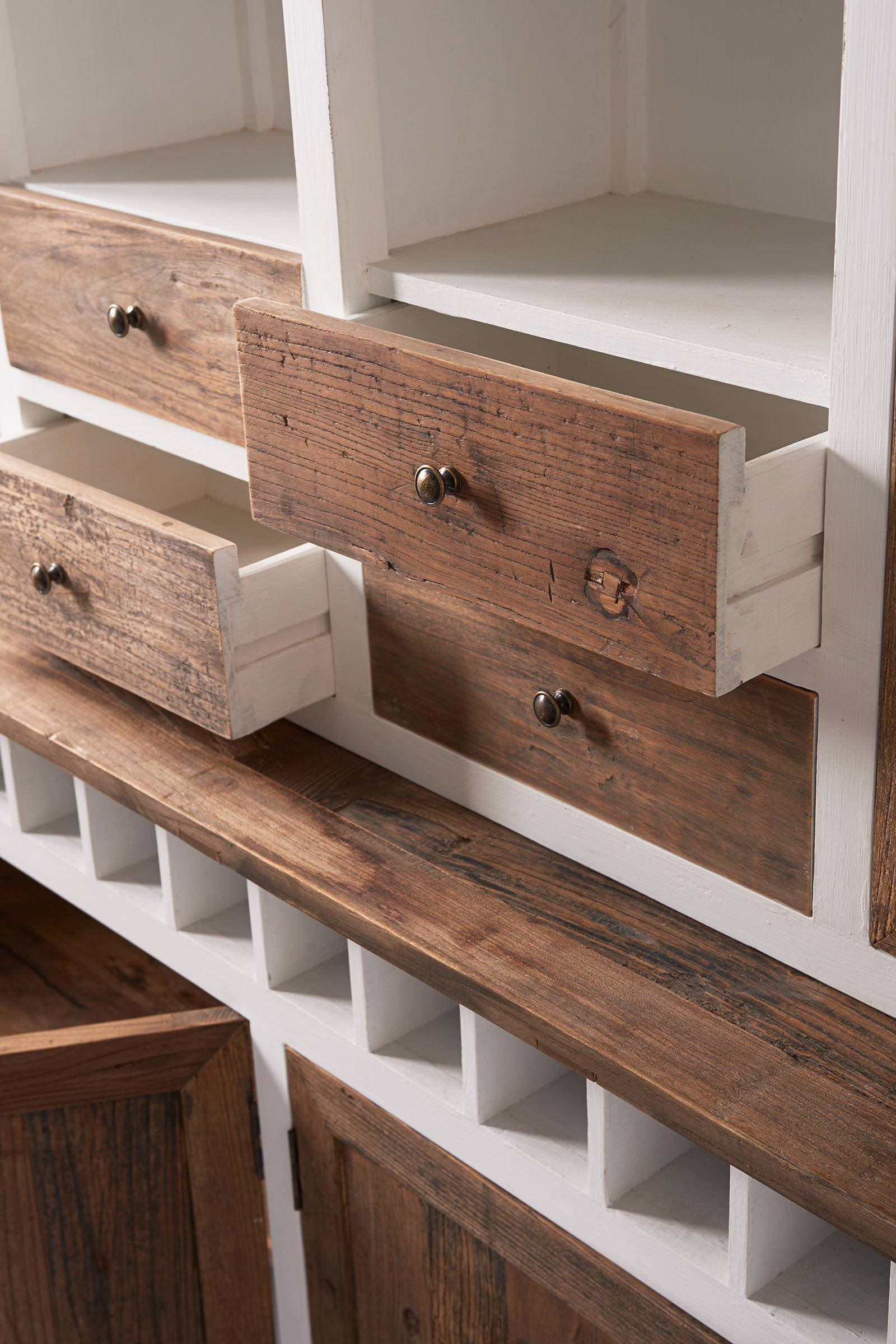 Riviera Maison buffetkast (met wijnrek) Driftwood