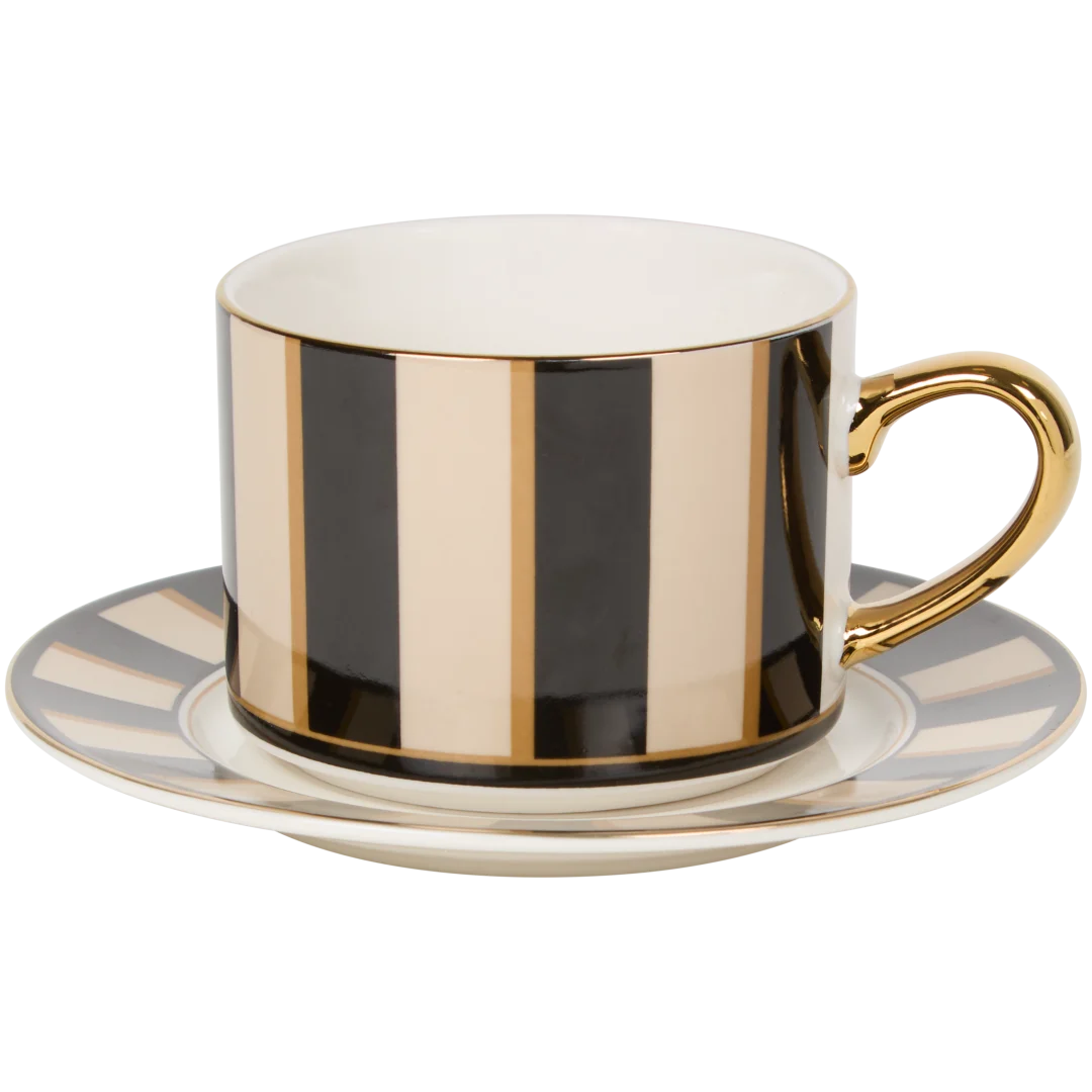 Tasse et coupelle en porcelaine