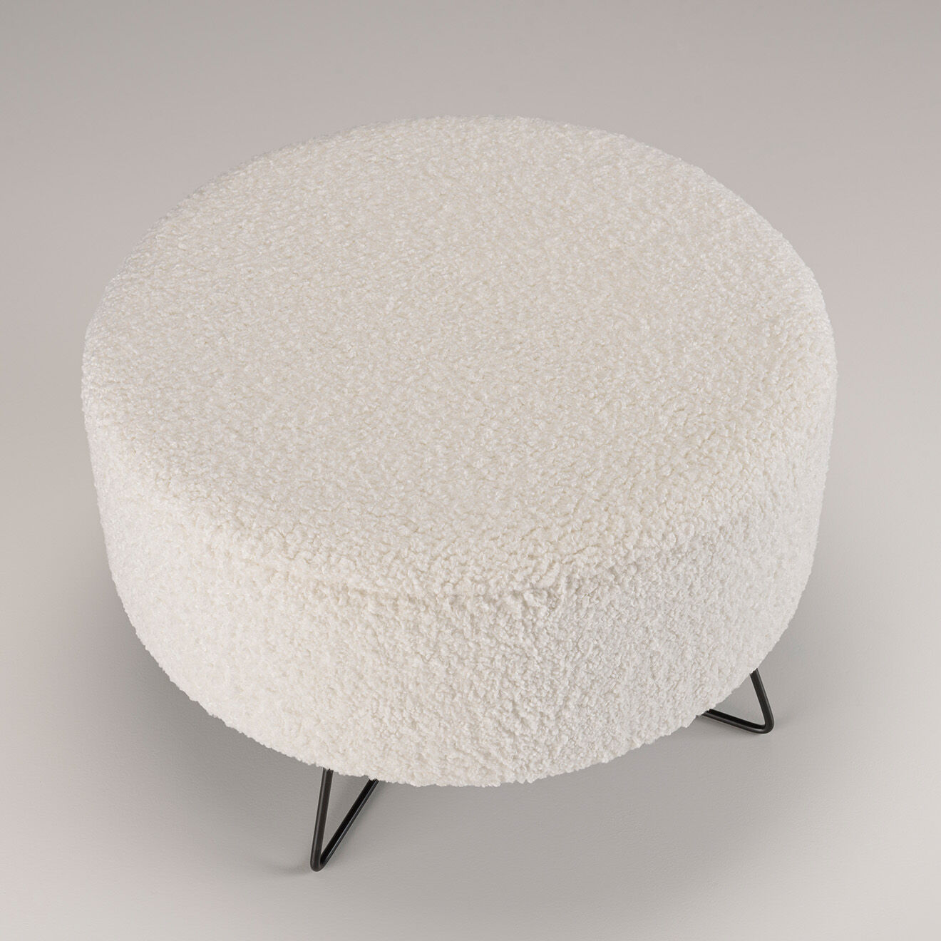 Macabane Pouf rond tissu bouclette pieds croisés Albane blanc - 55x55x35 cm
