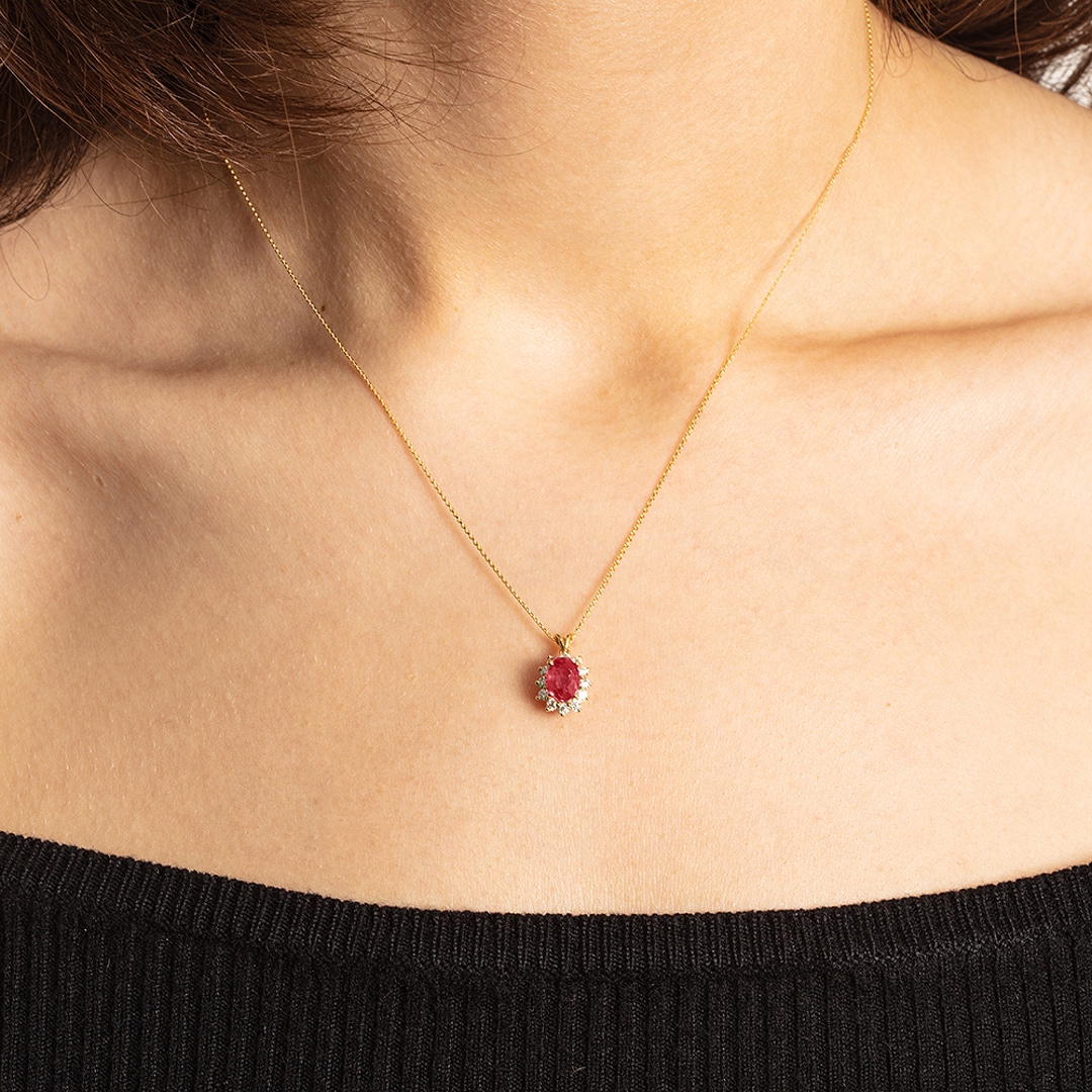 Collier 750/18 K Gelbgold mit Diamanten 0.28 ct H/si & Rubin 1.09 ct