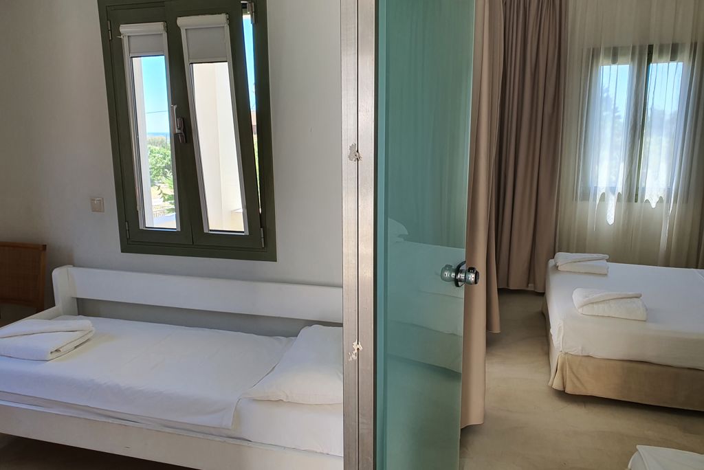 Fly & Go Aphrodite Samos Suites Logies en ontbijt - Hotel