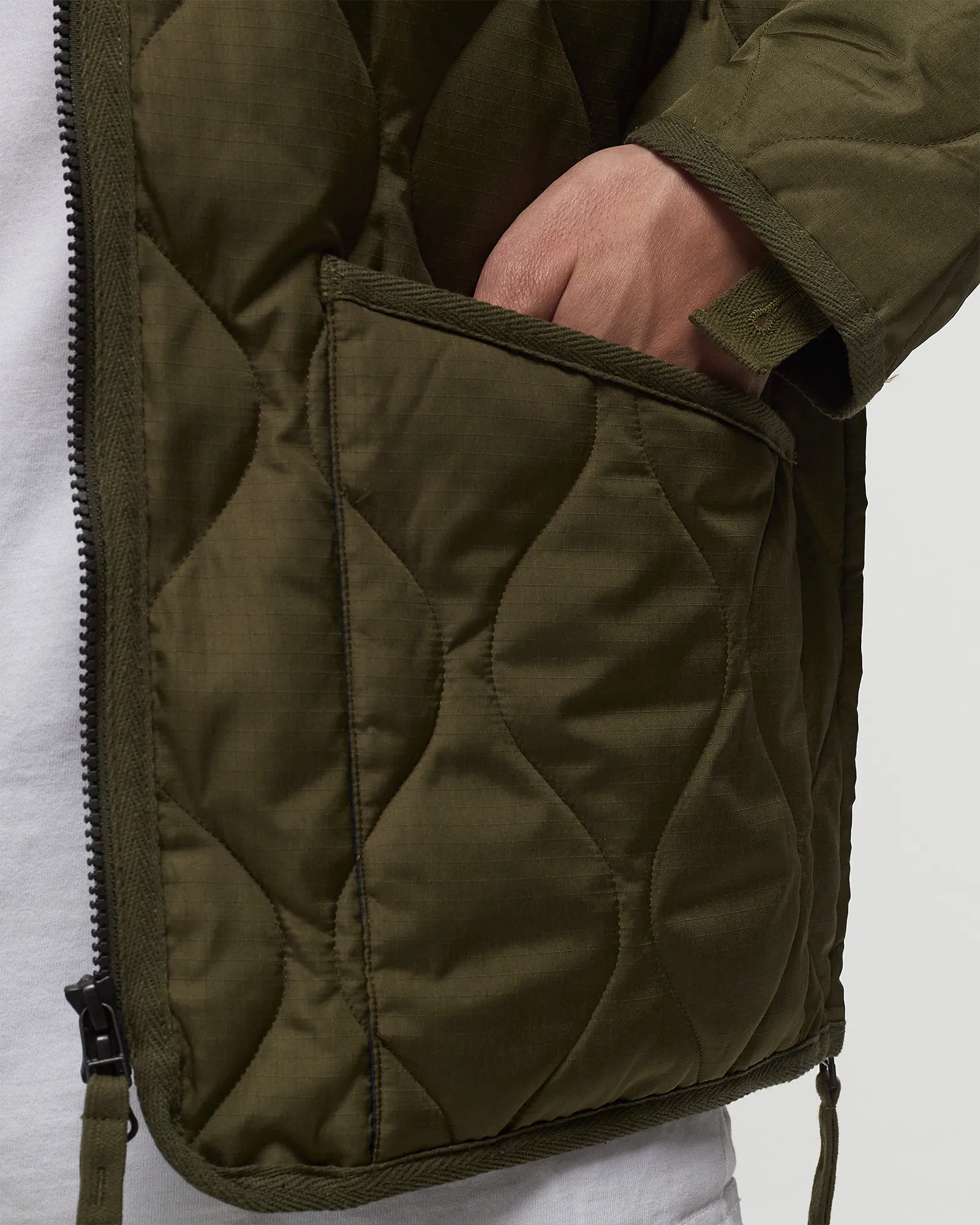 Taion MILITARY ZIP V-NECK JACKET