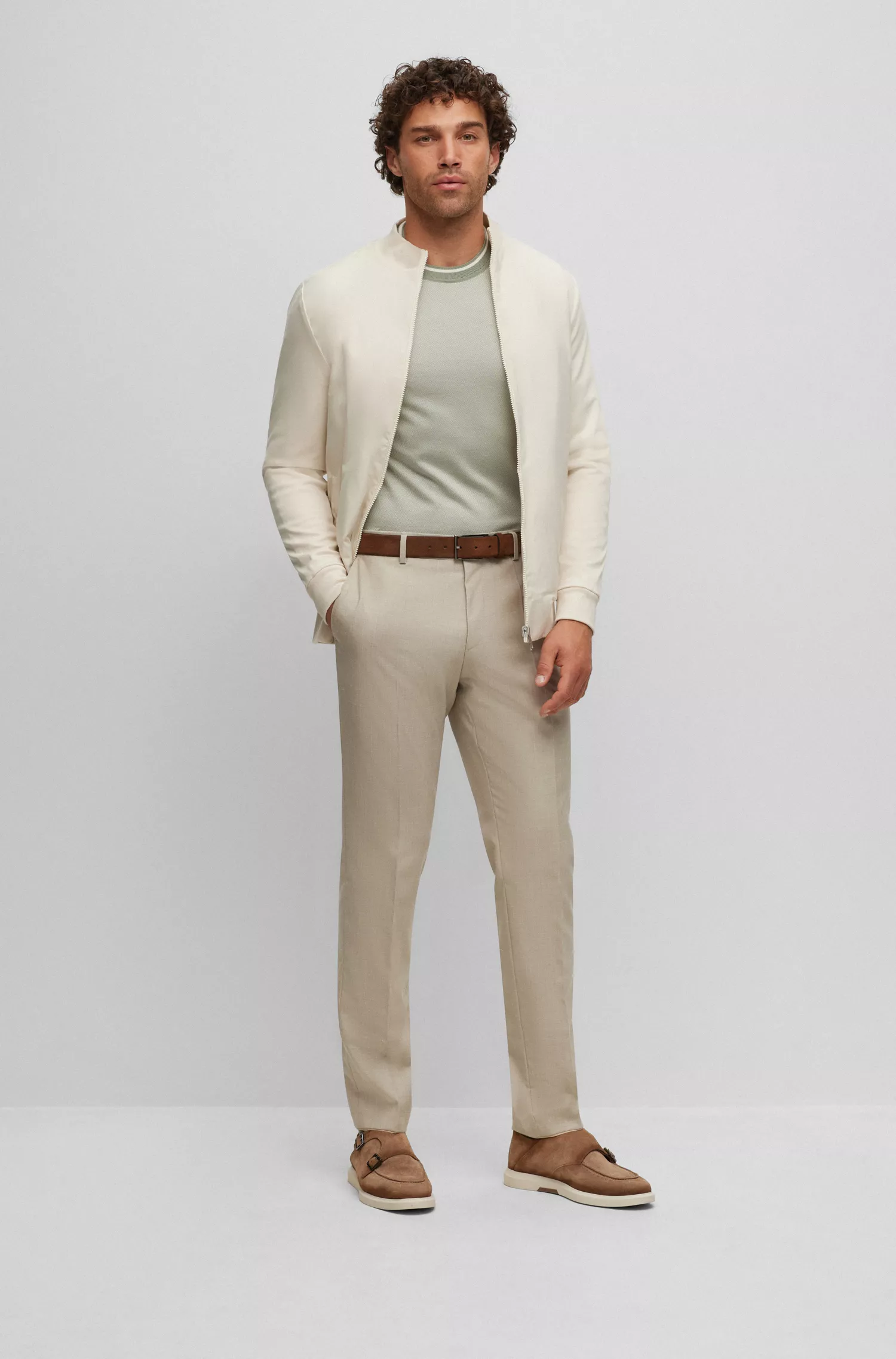 Camiseta BOSS Camel com microestampa em algodão e seda.