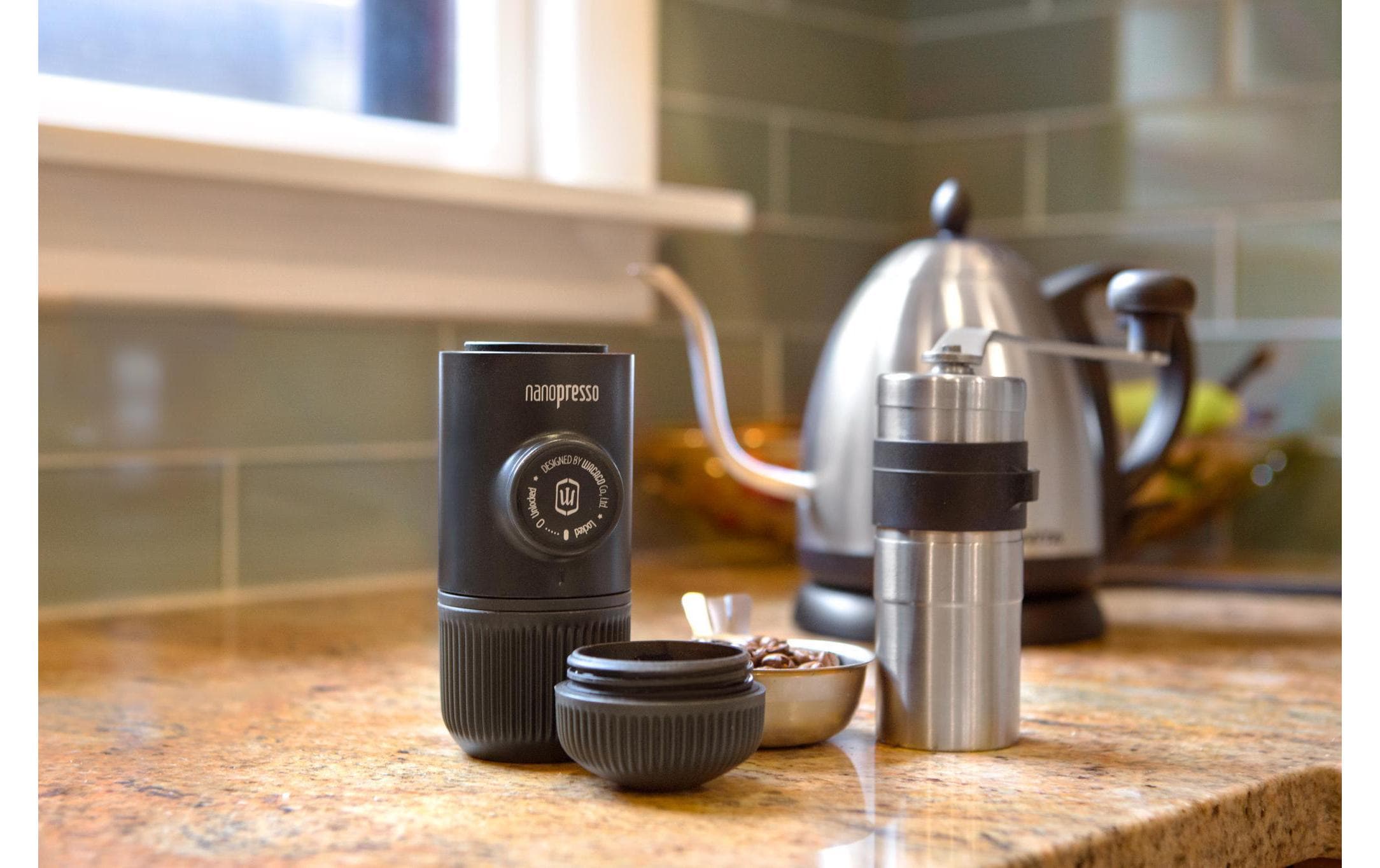Reisekaffeemaschine Nanopresso SchwarzKompakte Kaffeemaschine für unterwegs