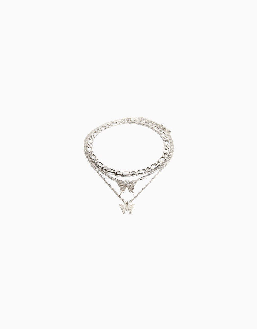 Conjunto de 3 colares com corrente e pingente de borboleta com strass.