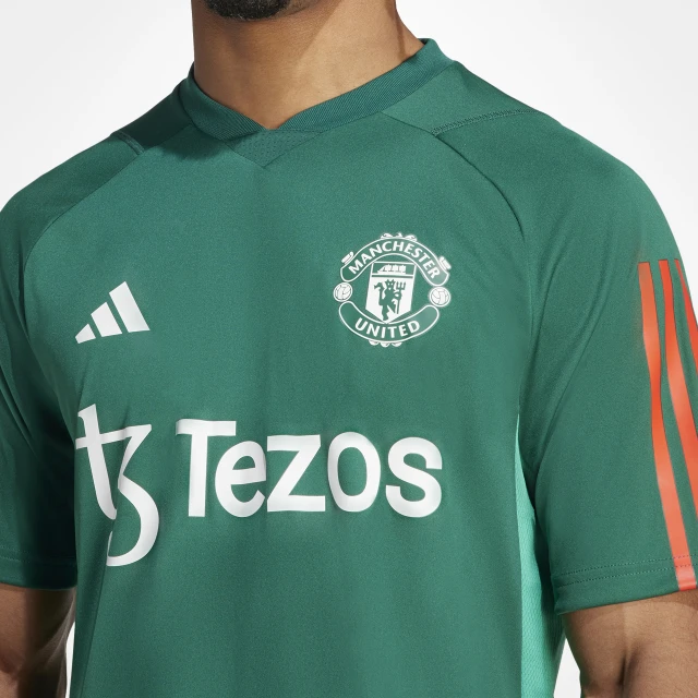 Manchester United Tiro 23 Trainingsshirt Senior 2023/2024
