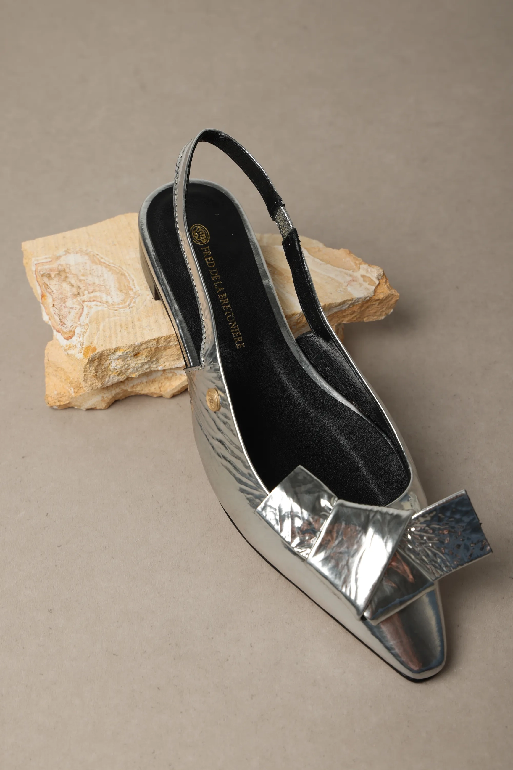 ELISSE SLING metallic crinkle leather Silver