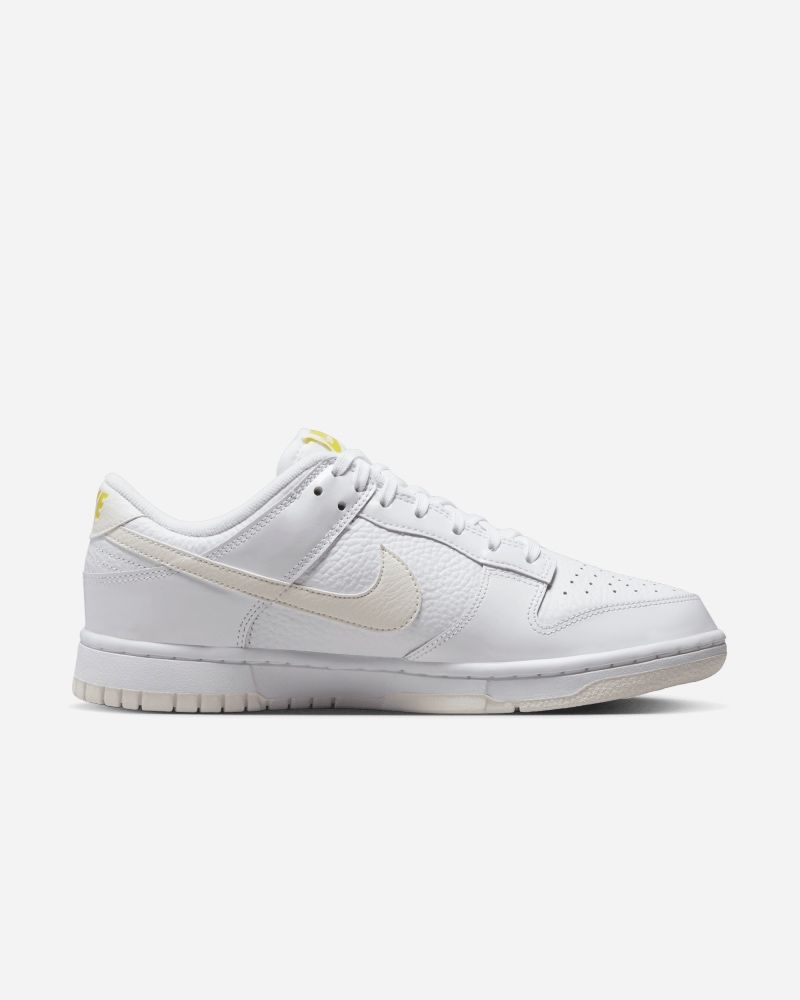 Chaussures Nike Dunk Low Blanc pour femme