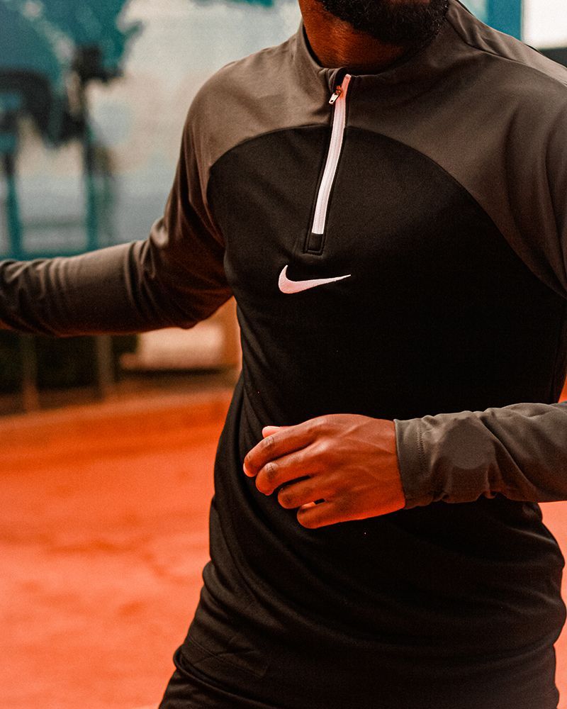 Haut d'entrainement 1/4 Zip Nike Academy Pro pour homme