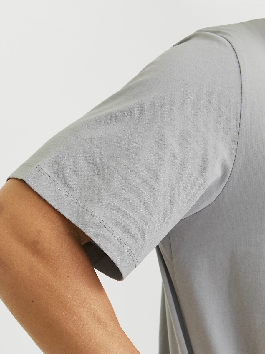 JACK & JONES<br>Logotipo pequeno da T-shirt Corp