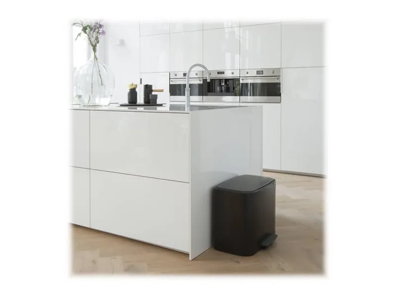 Brabantia Bo - Skraldespand - fliplåg - 34 L - fodpedal - mat sort