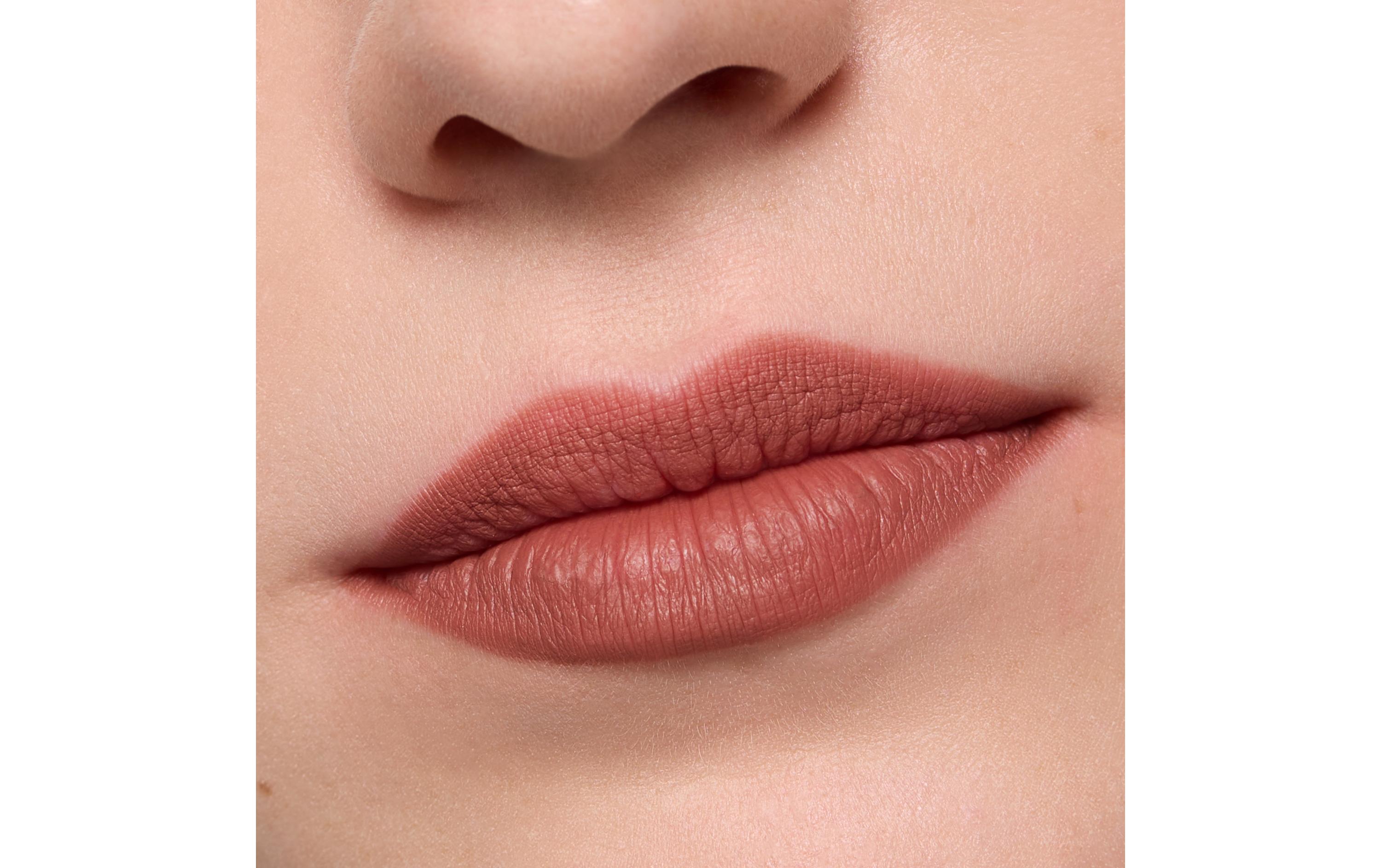 Lip Liner 8h Matte Comfort 10 The Perfect ShadeLanganhaltender Lipliner in einem kupferbraunen Farbton für perfekte Lippenkonturen