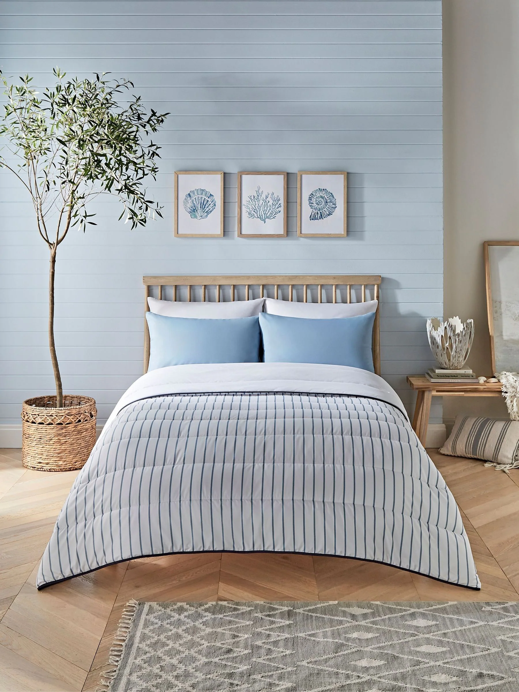 Night Lark Coverless Duvet and Pillowcase Set