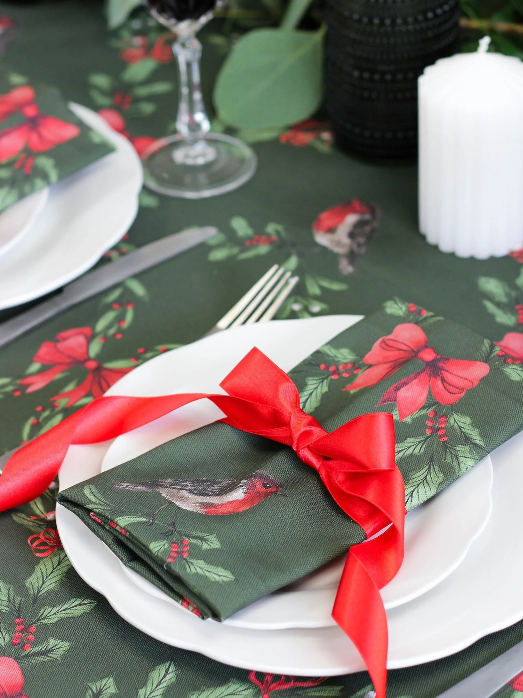 Avalon Home Garlands, Een paar servetten van 100% katoen