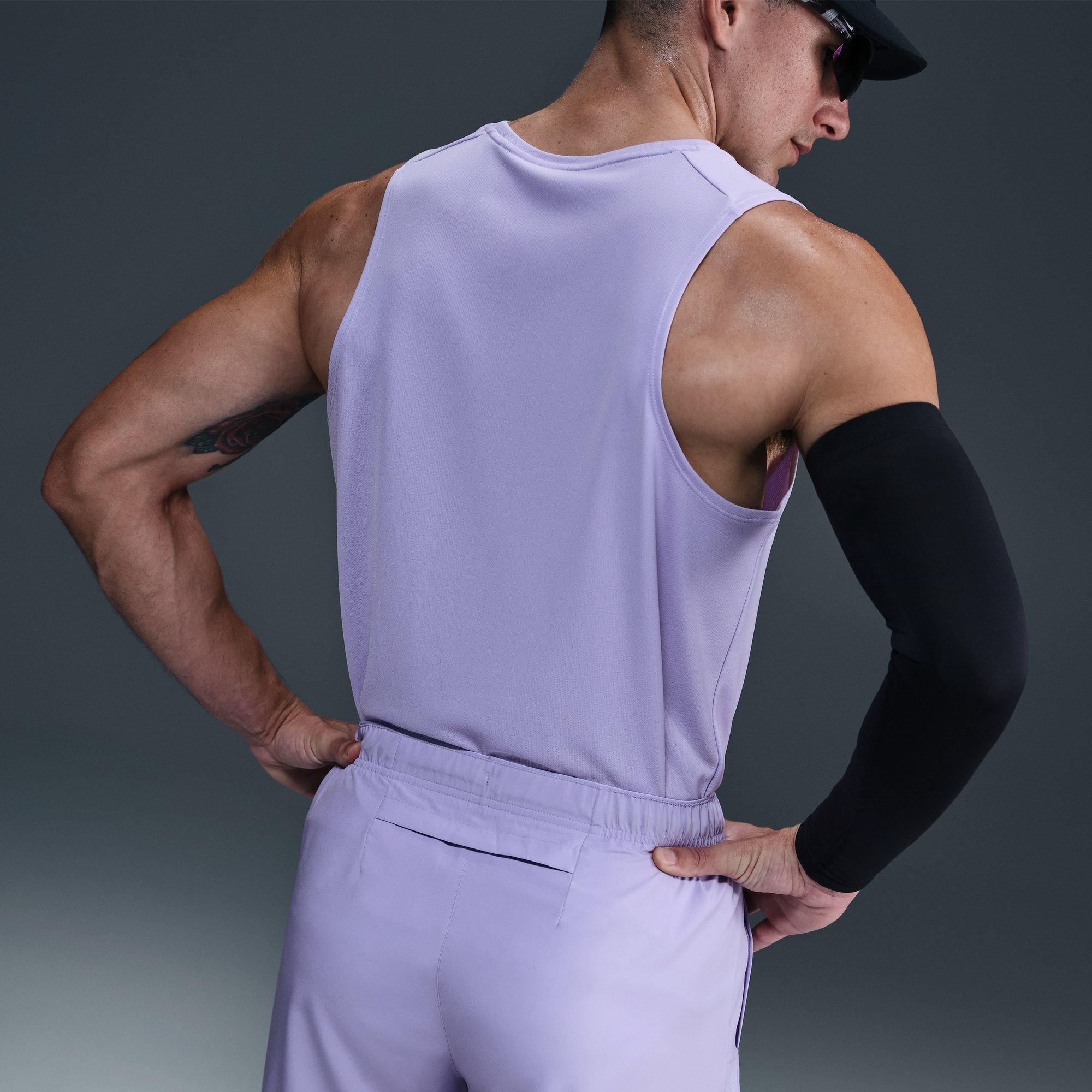 Nike Dri FIT Challenger Mens 7 Unlined Versatile Shorts