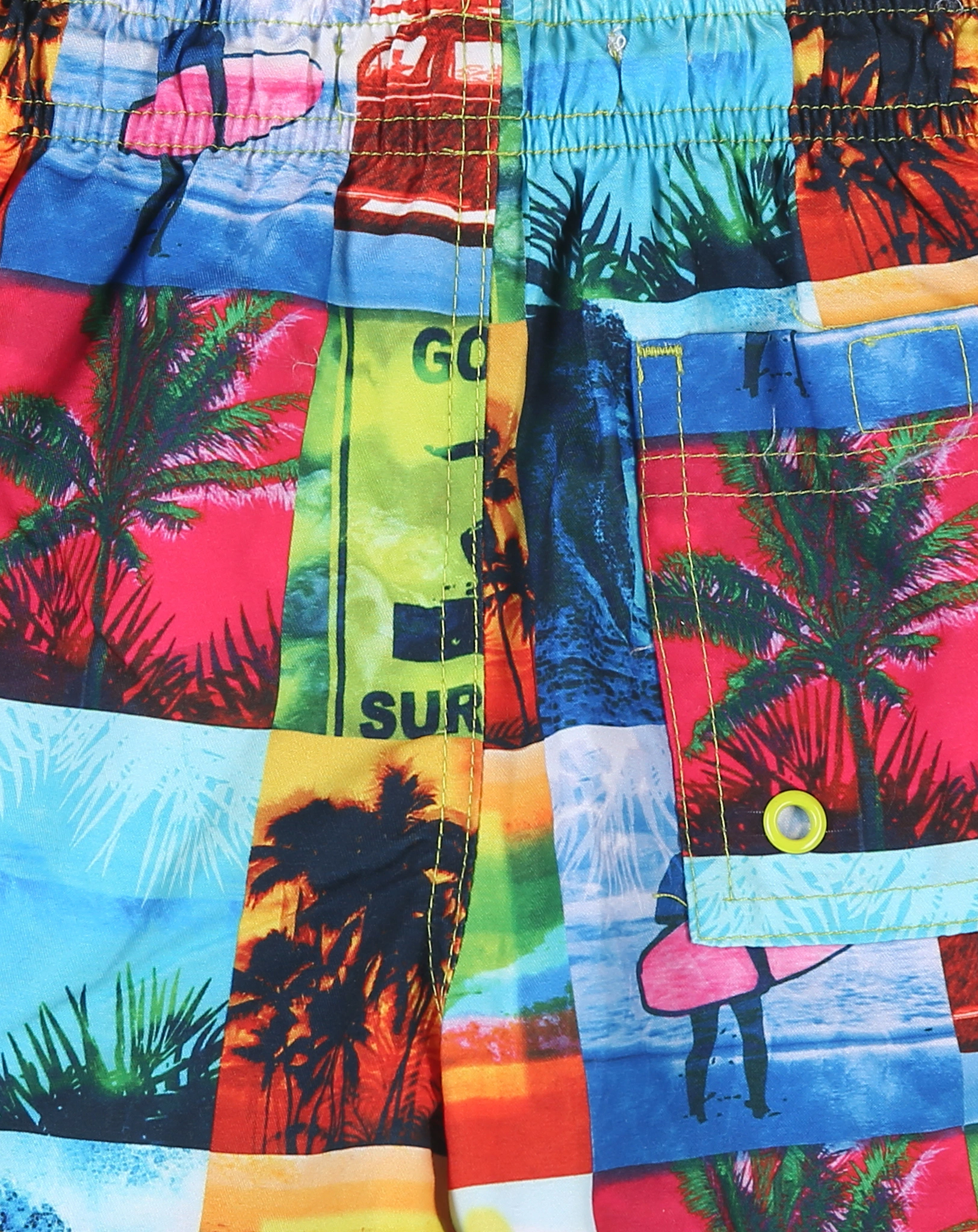 Bade-Shorts GONE SURFING in bunt